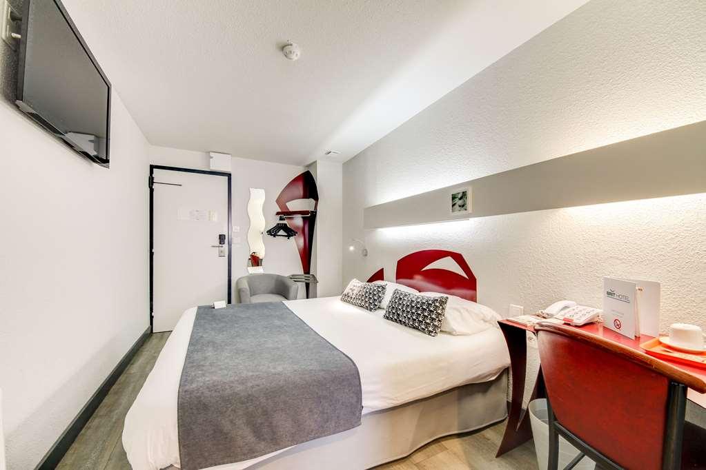 פרפיניין Brit Hotel Porte D'Espagne חדר תמונה
